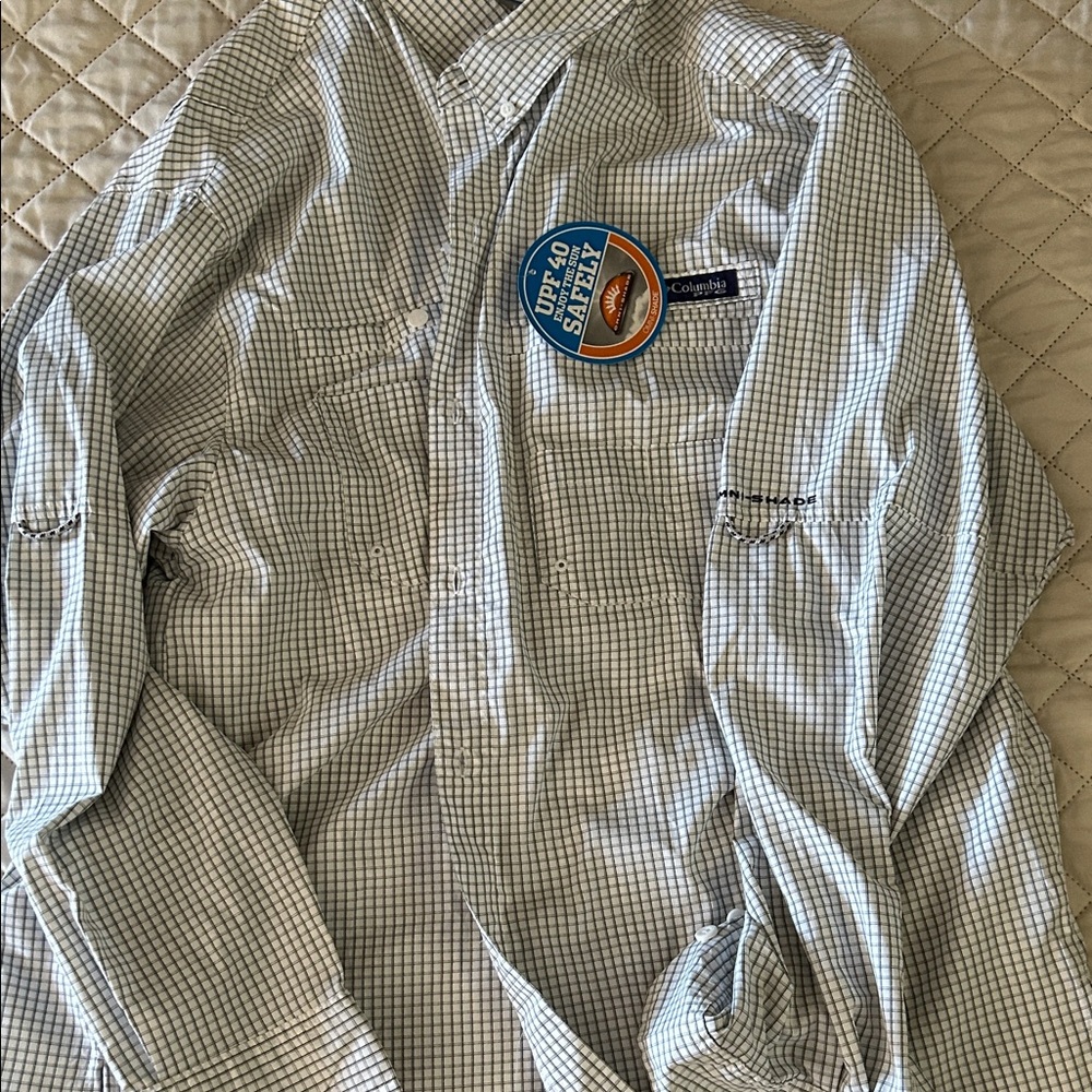 Columbia Men's White and Blue Plaid Shirt